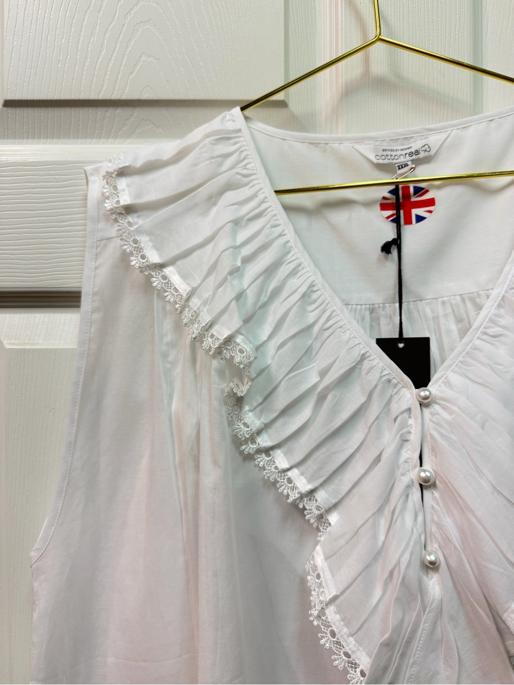 Cottonreal White Ruffle Pearl-Button Sleeveless Pajama Set
